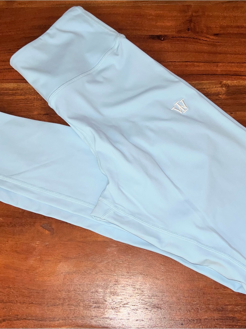 Women’s Light Blue Leggings with W Logo